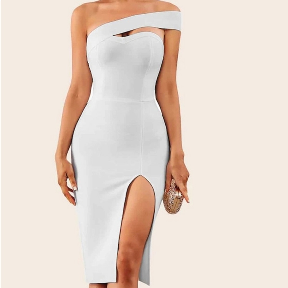 One solid shoulder split thigh pencil dress